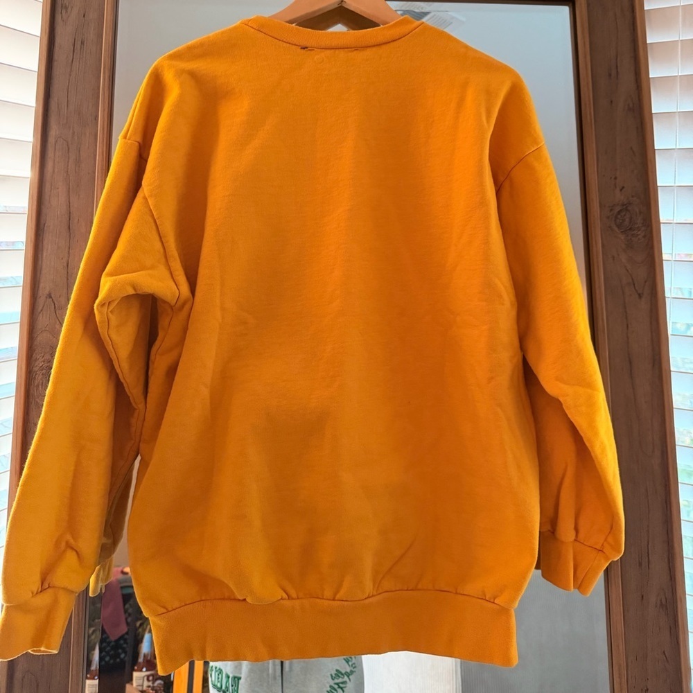 Heavy Manners Heavy Classic Crewneck - Picture 9 of 9